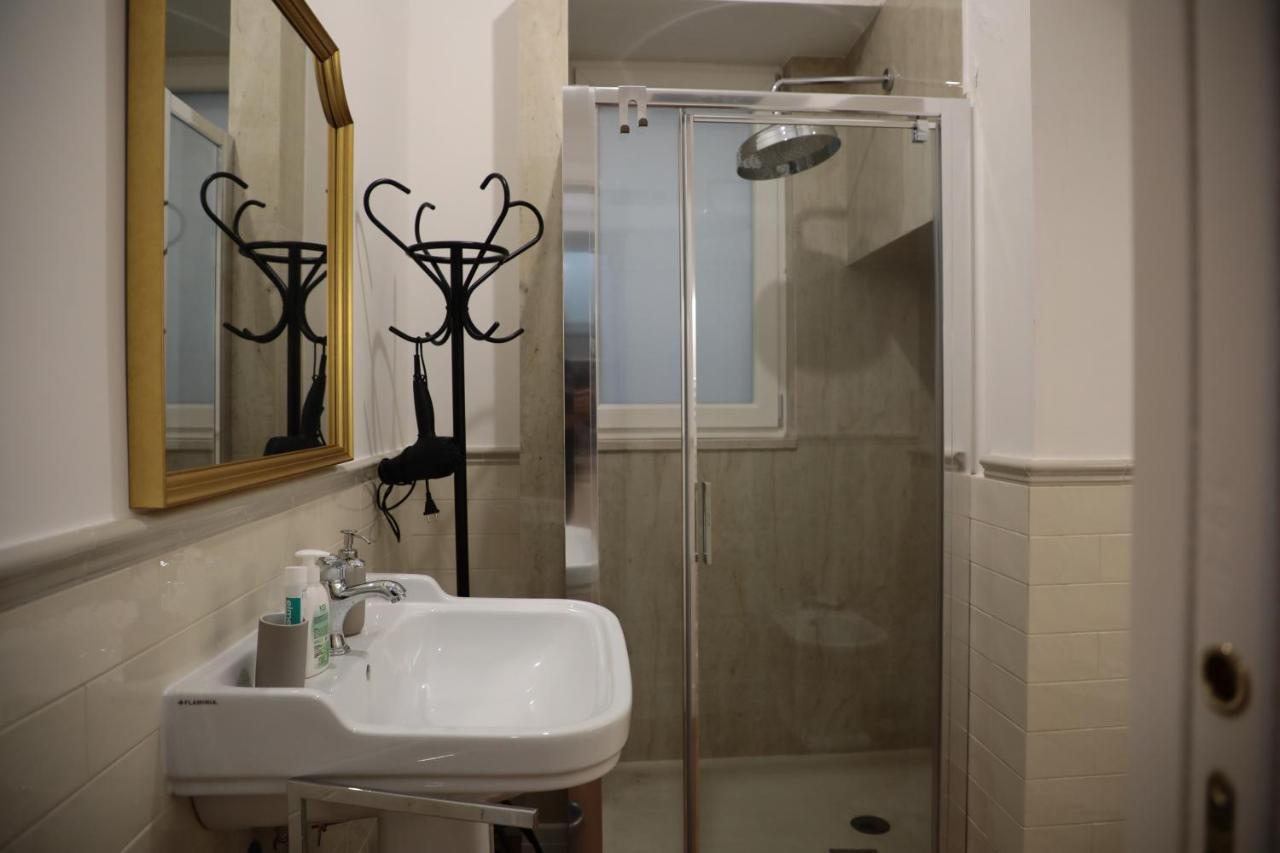 Maison Nicole - Salerno Apartment ภายนอก รูปภาพ