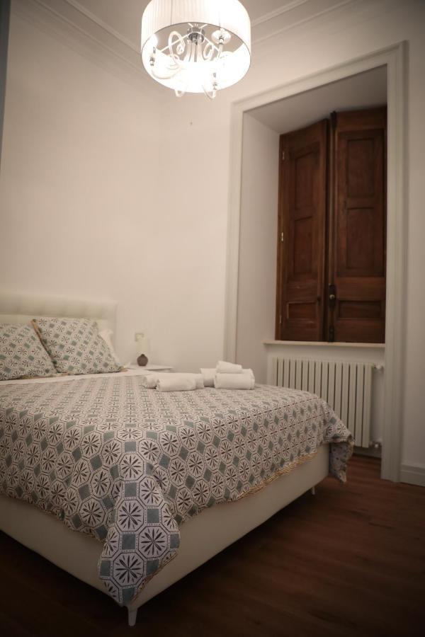 Maison Nicole - Salerno Apartment ภายนอก รูปภาพ