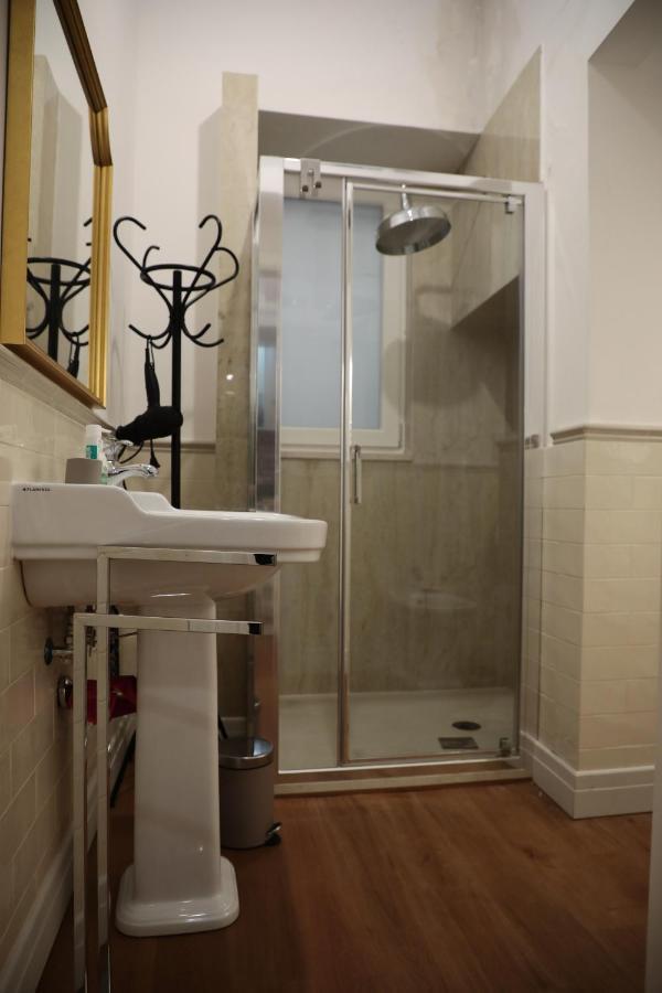 Maison Nicole - Salerno Apartment ภายนอก รูปภาพ